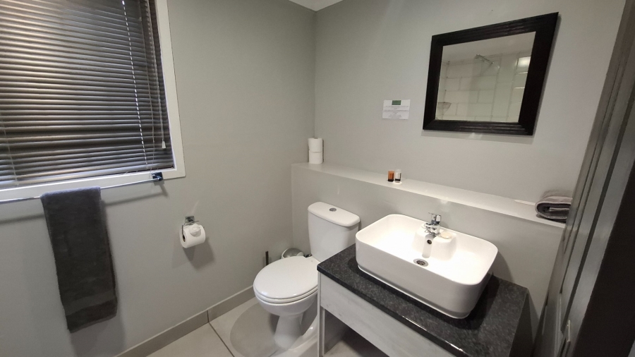 5 Bedroom Property for Sale in Blanco Western Cape